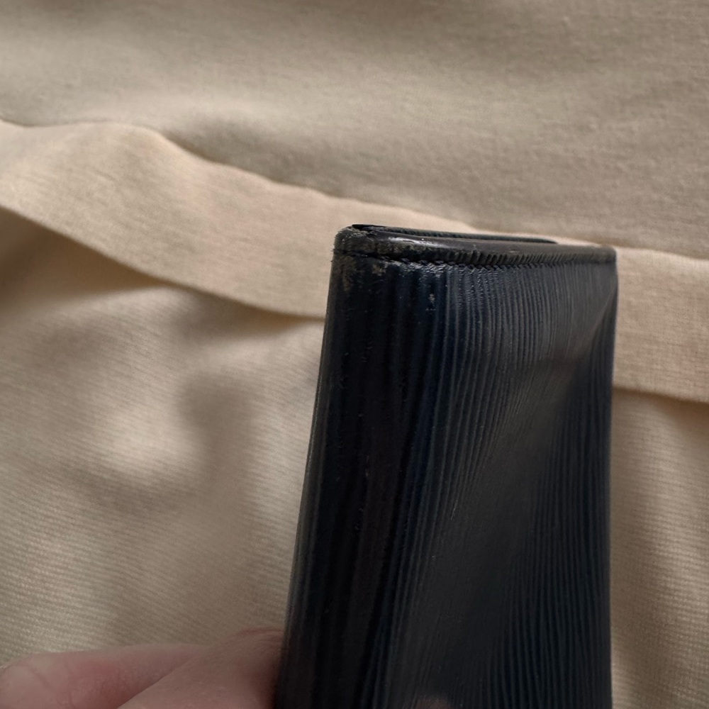 Louis Vuitton Navy Epi Leather Wallet - Picture 11 of 12
